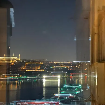 Galata Apple Apartman